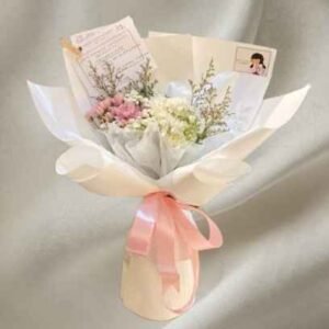 Selly 2 (Not So Mini Bouquet)