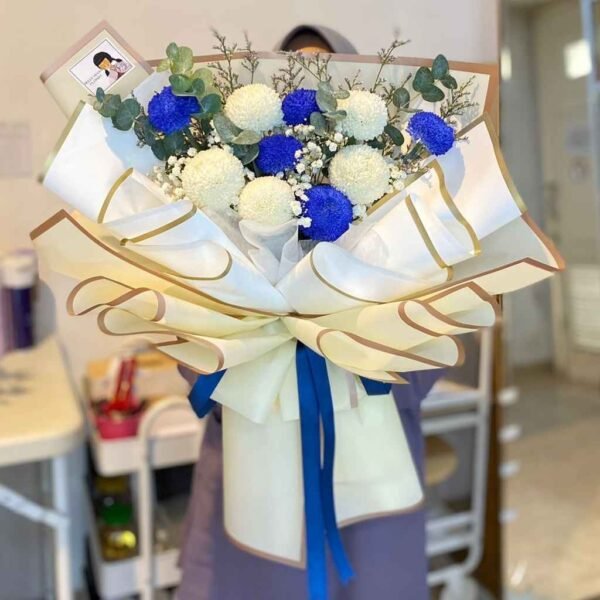 10 Poms Bouquet (M)