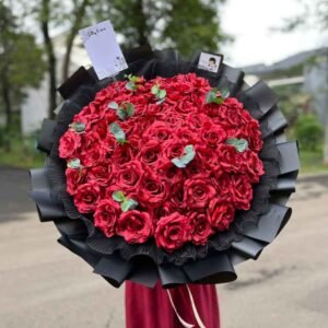 70 Round Rose Artificial (Extra Large/Human Size)
