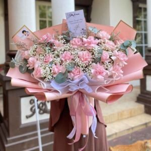 20 Classic Roses With Extra Filler (XL)