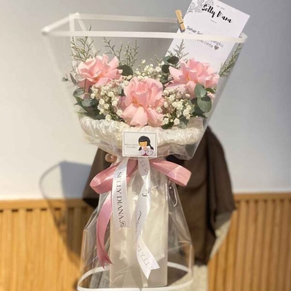 3 Round Rose (Small Bouquet) - Image 2