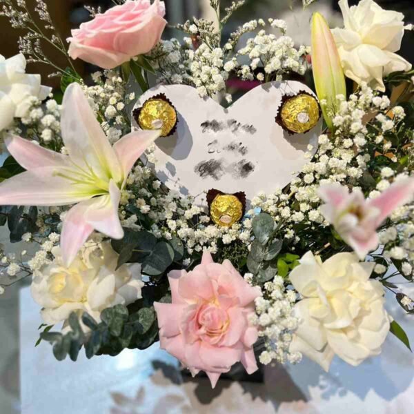 Burn Bouquet Diana Mix Fresh Flower + Ferero (XL) - Image 2